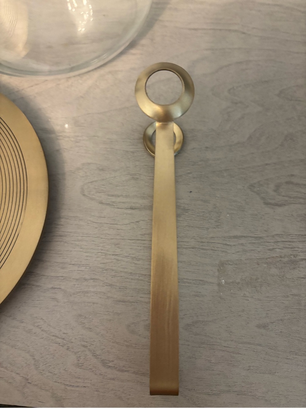 Pottery Barn Bleecker glass Ice Bucket tongs lid with an antique gold finish - Picture 5 of 6